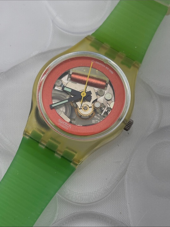 Swatch Accessories - Swatch Watch - LK114 - DISQUE ROUGE